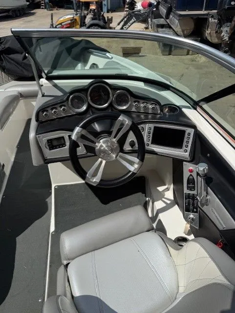 Slide: The Image of MasterCraft X-30 2014 - 3