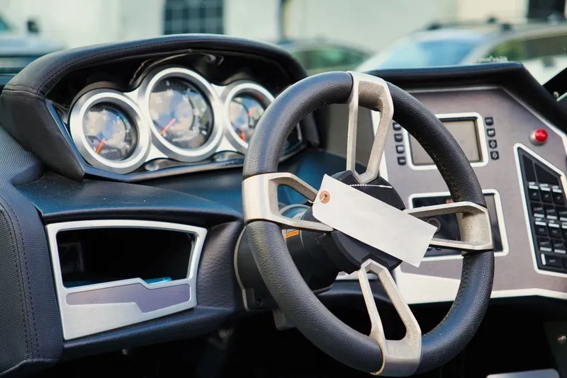 Slide: The Image of MasterCraft XT22 2019 - 13