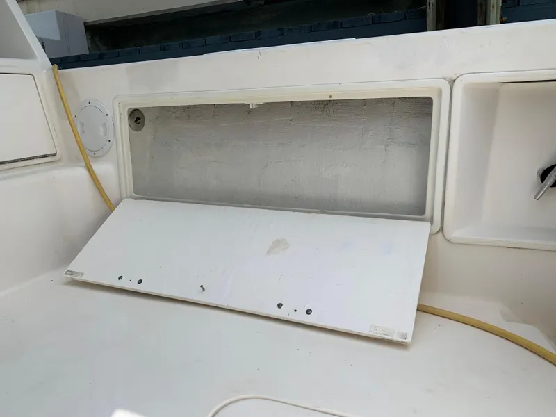 Slide: The Image of Ocean Ocean Yacht 29 1990 - 10