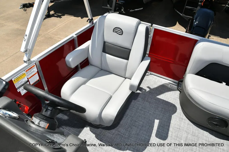 Slide: The Image of Sun Tracker Party Barge 16 2026 - 26