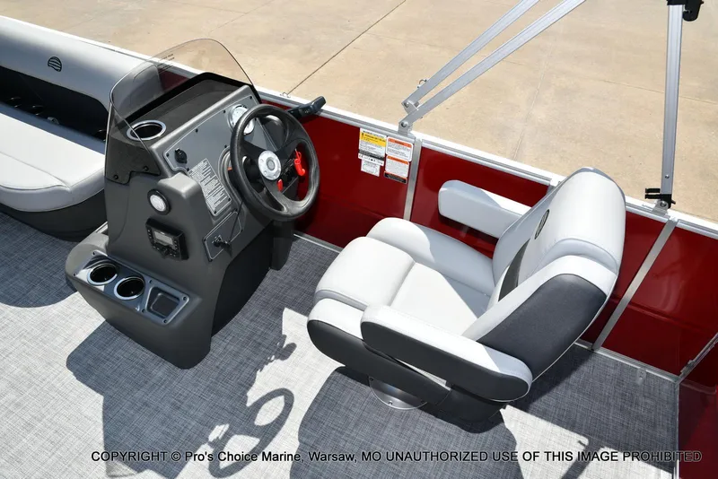 Slide: The Image of Sun Tracker Party Barge 16 2026 - 27