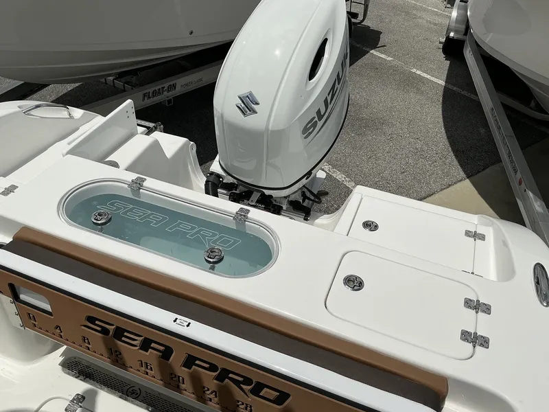 Slide: The Image of Sea Pro 222 Center Console 2026 - 20
