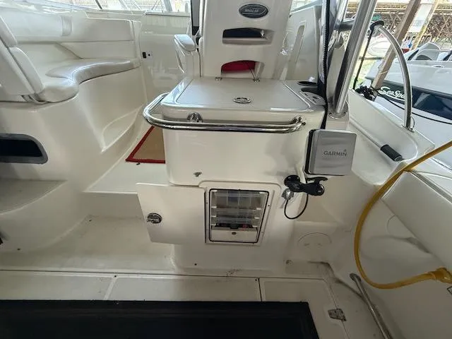 Slide: The Image of Boston Whaler 305 Conquest 2005 - 16
