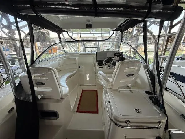 Slide: The Image of Boston Whaler 305 Conquest 2005 - 18