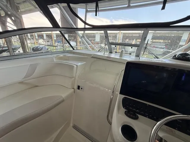 Slide: The Image of Boston Whaler 305 Conquest 2005 - 20