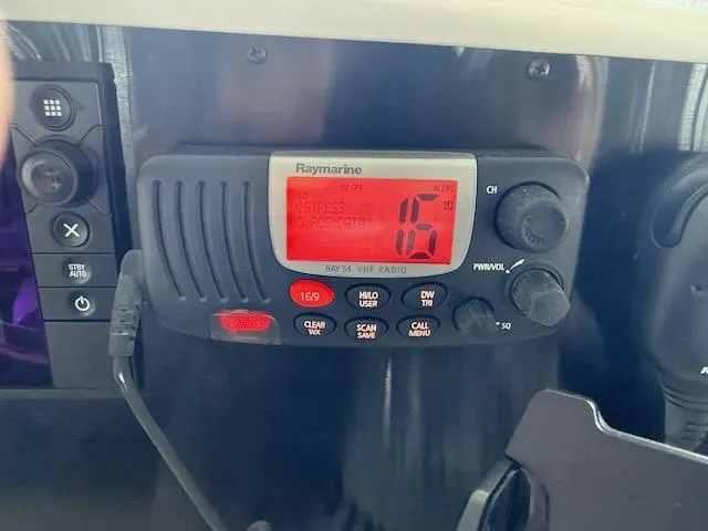 Slide: The Image of Boston Whaler 305 Conquest 2005 - 27