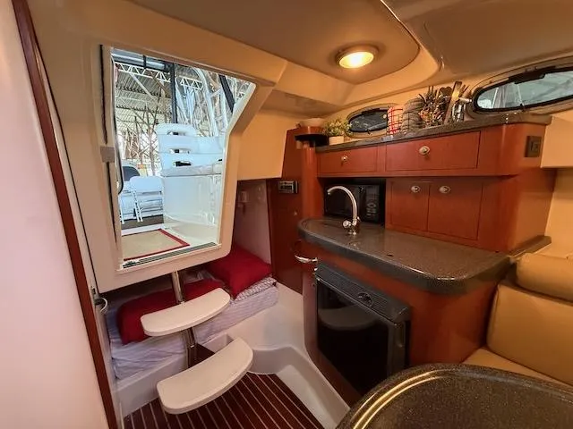 Slide: The Image of Boston Whaler 305 Conquest 2005 - 38