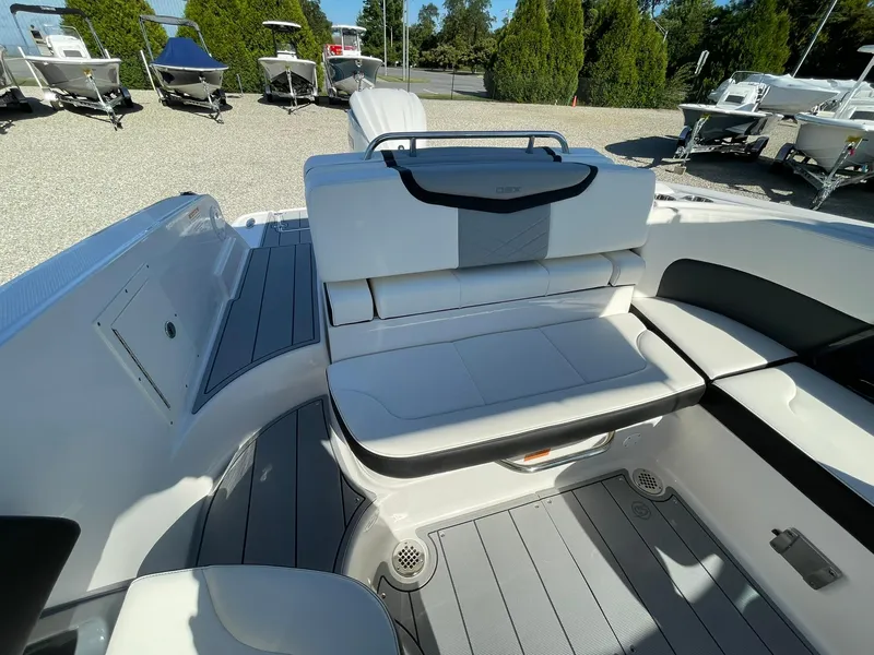 Slide: The Image of Chaparral 270 OSX 2025 - 55