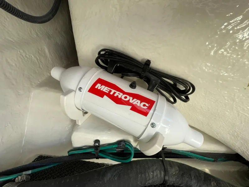 Slide: The Image of Chaparral 270 OSX 2025 - 58