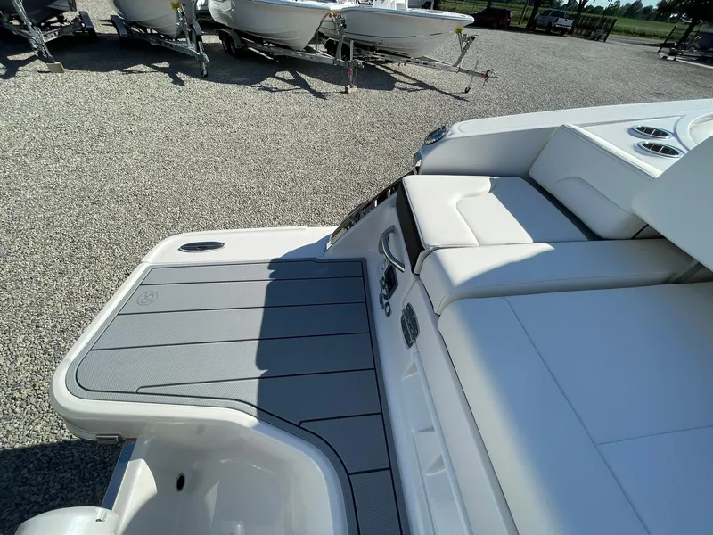 Slide: The Image of Chaparral 270 OSX 2025 - 69