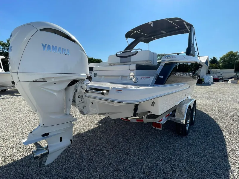 Slide: The Image of Chaparral 270 OSX 2025 - 76