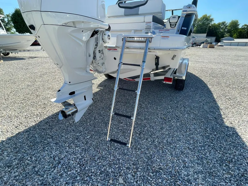 Slide: The Image of Chaparral 270 OSX 2025 - 78