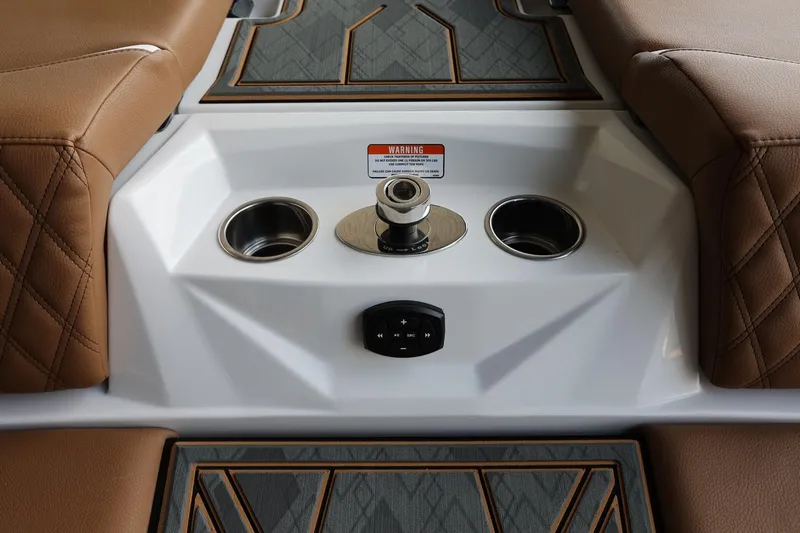 Slide: The Image of Tigé 24RZX 2025 - 56