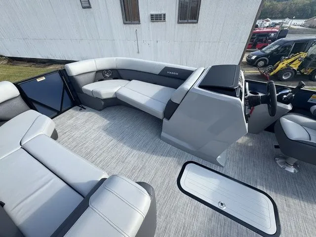 Slide: The Image of Viaggio By Misty Harbor V22U Tri-Toon 2026 - 13