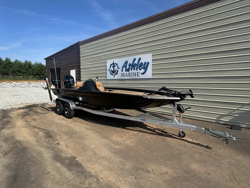 Slide: The Image of Xpress H20C Crappie 2026 - 13