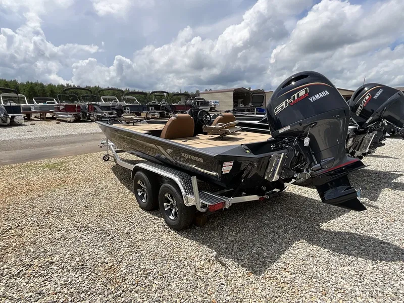 Slide: The Image of Xpress H20C Crappie 2026 - 4