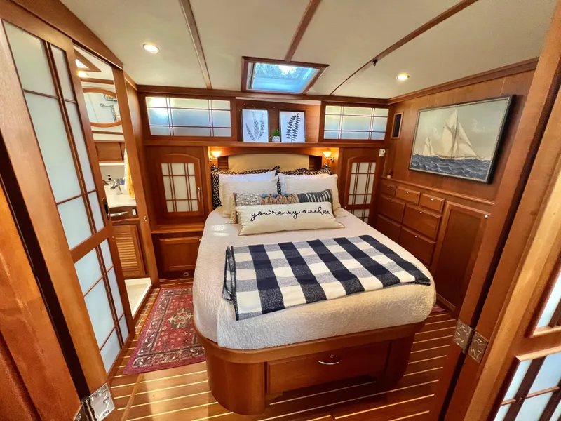 Slide: The Image of Luxurious bedroom in Sabre 48 Salon Express 2017 yacht. - 26