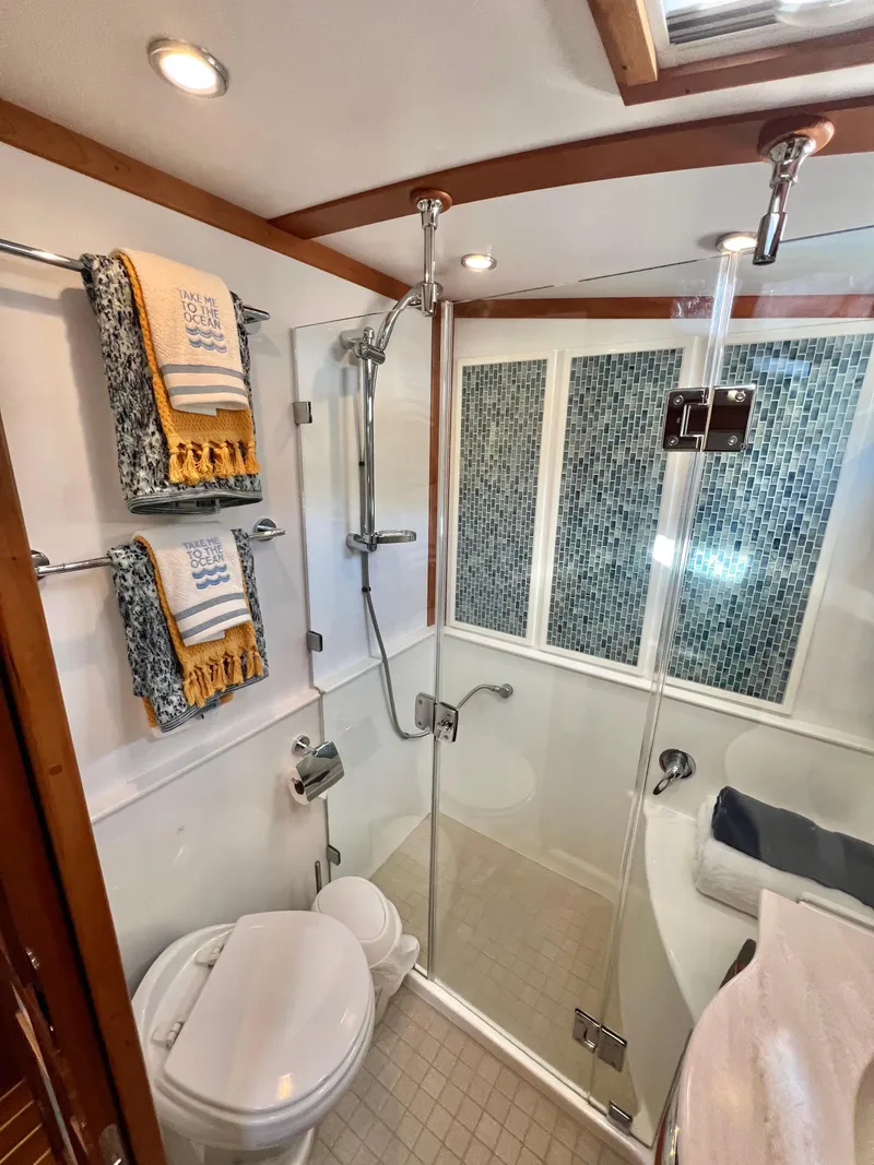 Slide: The Image of Luxurious bathroom in Sabre 48 Salon Express yacht, 2017 model. - 32