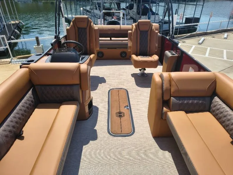 Slide: The Image of Harris CRUISER 230 SLDH 2027 - 4