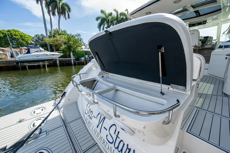 Slide: The Image of Sea Ray Sundancer 540 2012 - 104