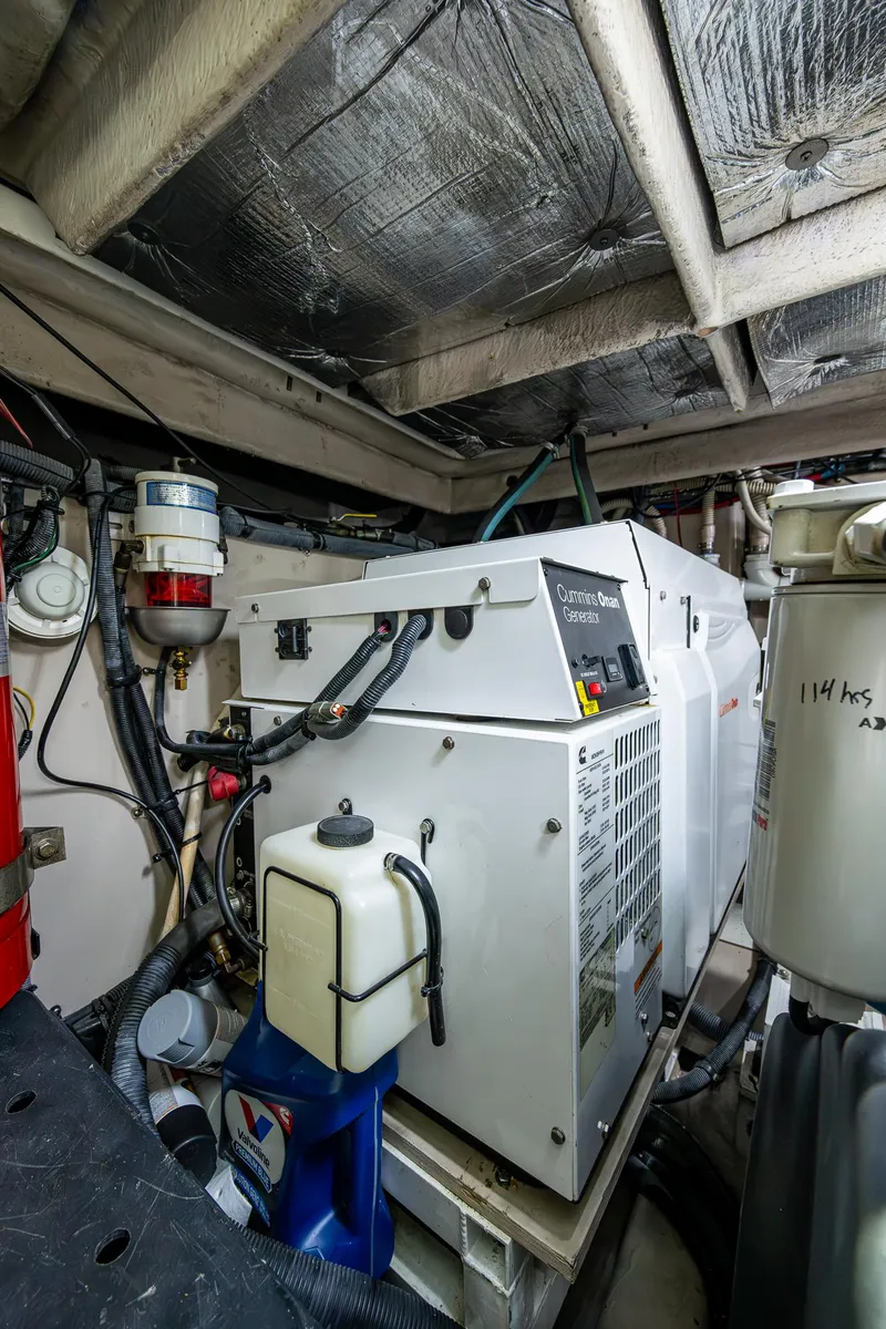 Slide: The Image of Sea Ray Sundancer 540 2012 - 52