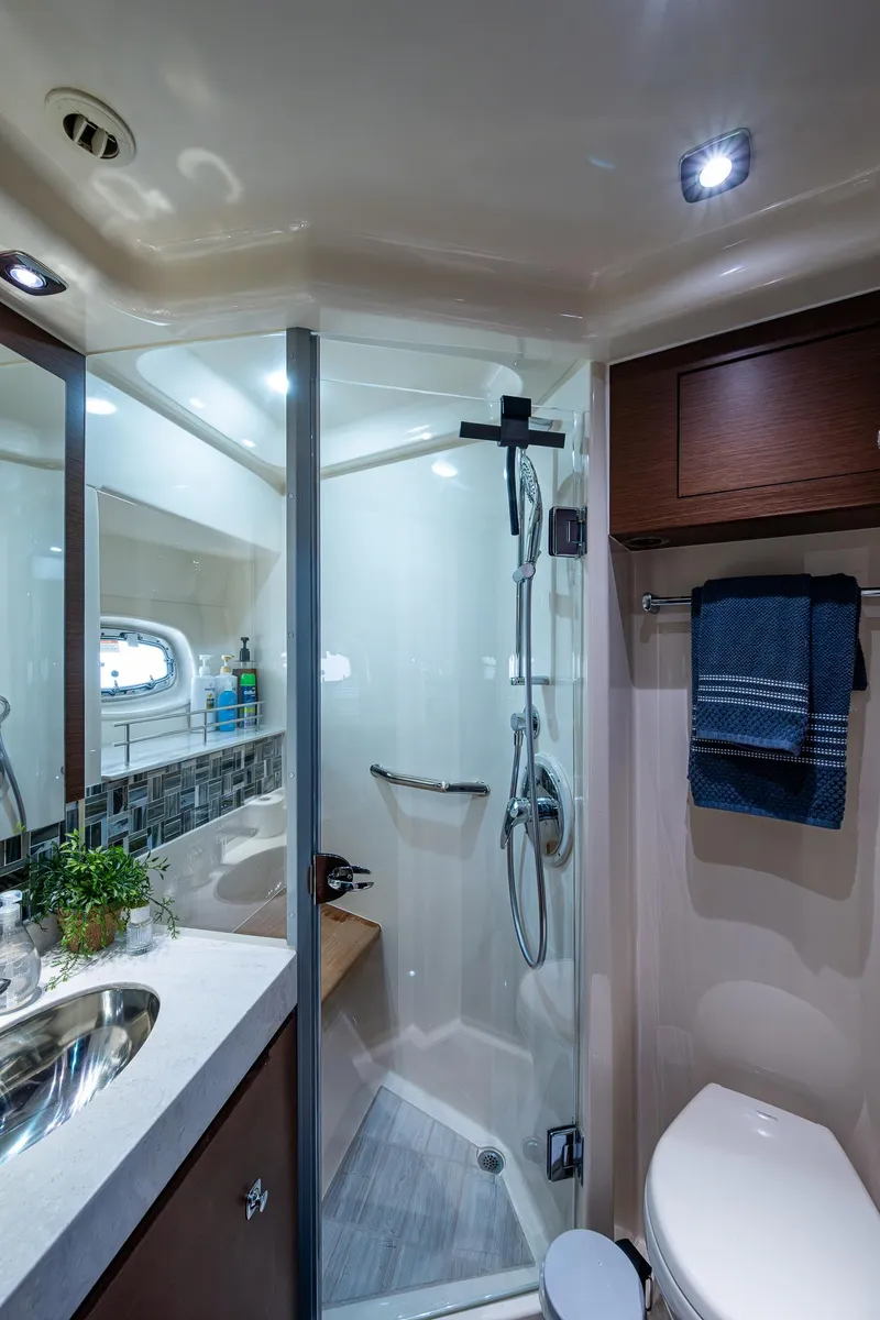 Slide: The Image of Sea Ray Sundancer 540 2012 - 53