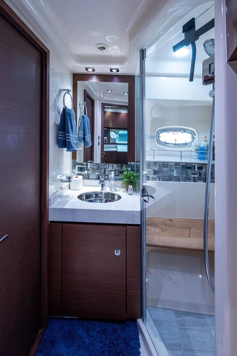 Slide: The Image of Sea Ray Sundancer 540 2012 - 55