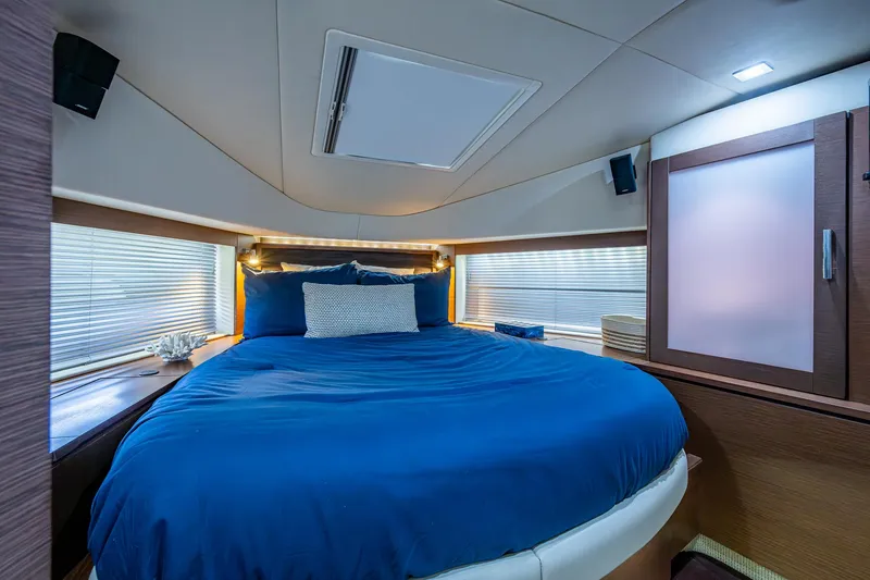 Slide: The Image of Sea Ray Sundancer 540 2012 - 56