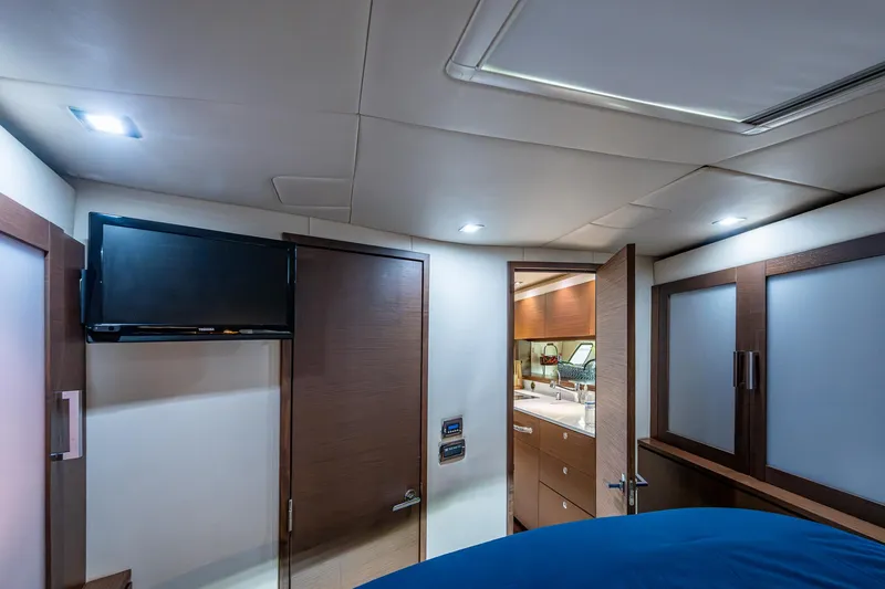 Slide: The Image of Sea Ray Sundancer 540 2012 - 59