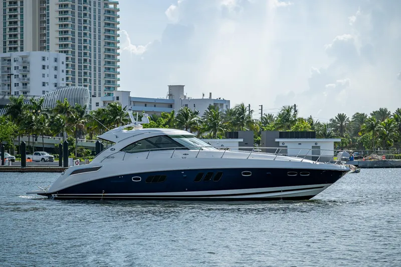 Slide: The Image of Sea Ray Sundancer 540 2012 - 84