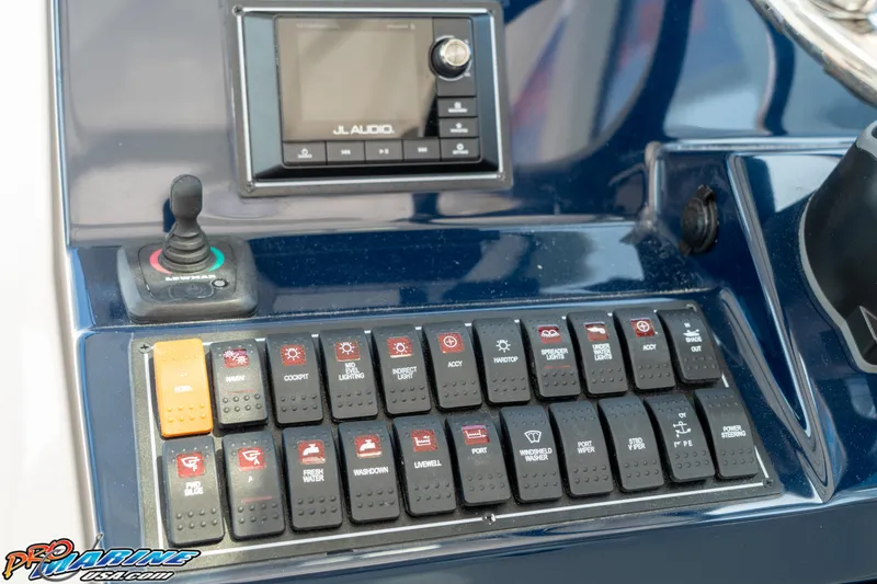 Slide: The Image of Pursuit DC 326 Dual Console 2021 - 73