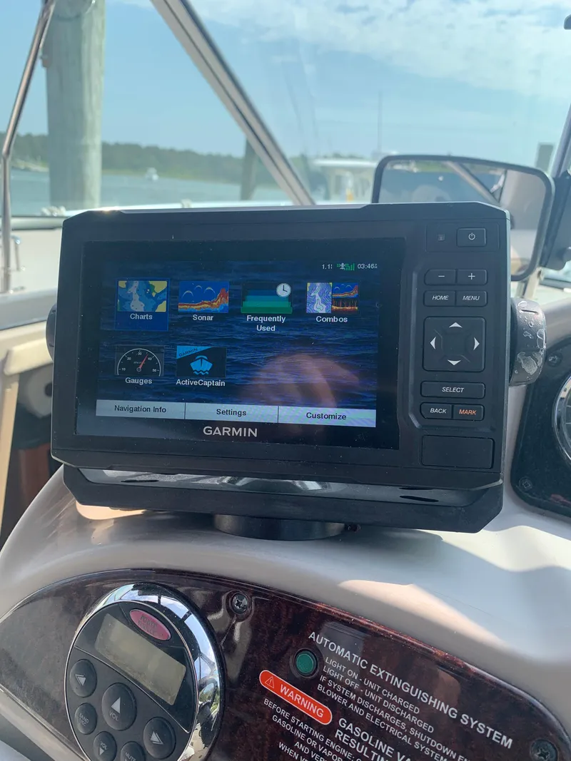 Slide: The Image of Sea Ray Sundancer 260 2006 - 8