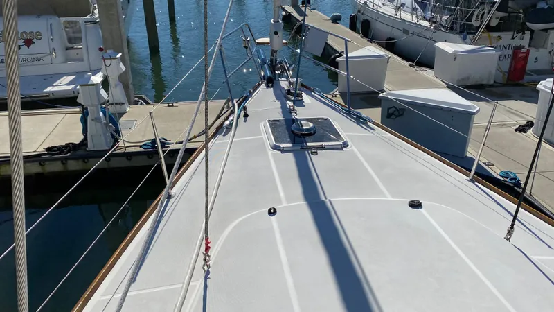 Slide: The Image of Deck view of 2008 Jeanneau Sun Odyssey 54 DS sailboat at marina. - 10