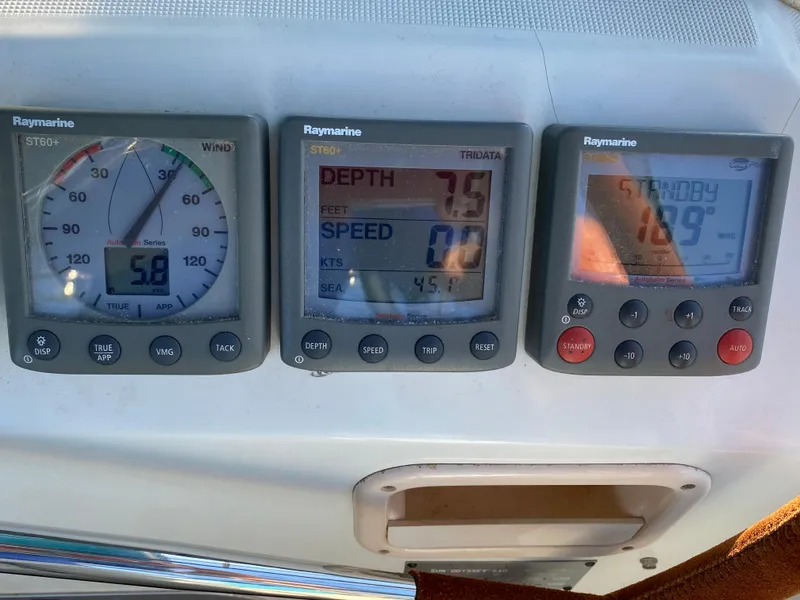 Slide: The Image of Instrument panel of 2008 Jeanneau Sun Odyssey 54 DS showing wind, depth, and speed data. - 37