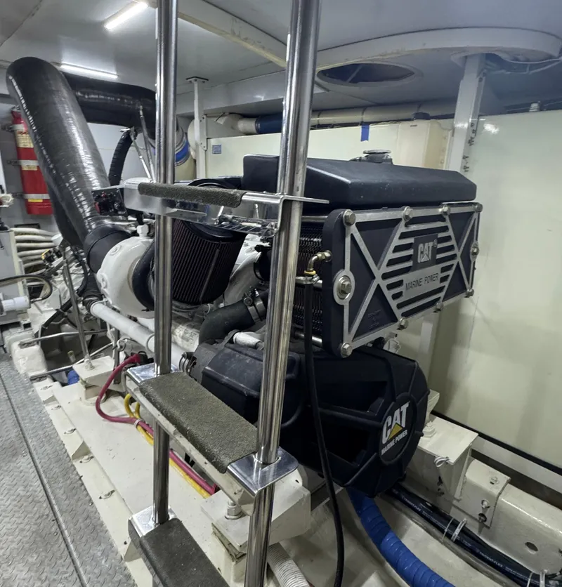 Slide: The Image of Marquis 65 2006 - 76