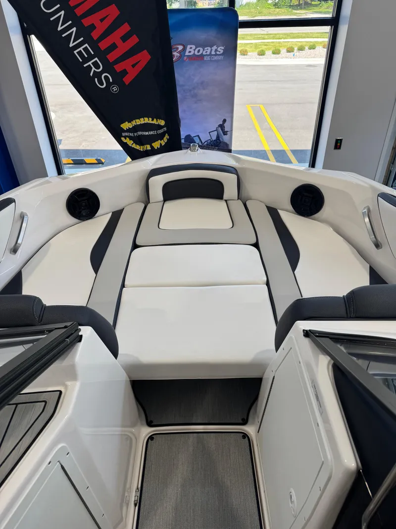 Slide: The Image of 2025 Yamaha Boats AR195 interior with sleek seating and modern design. - 9