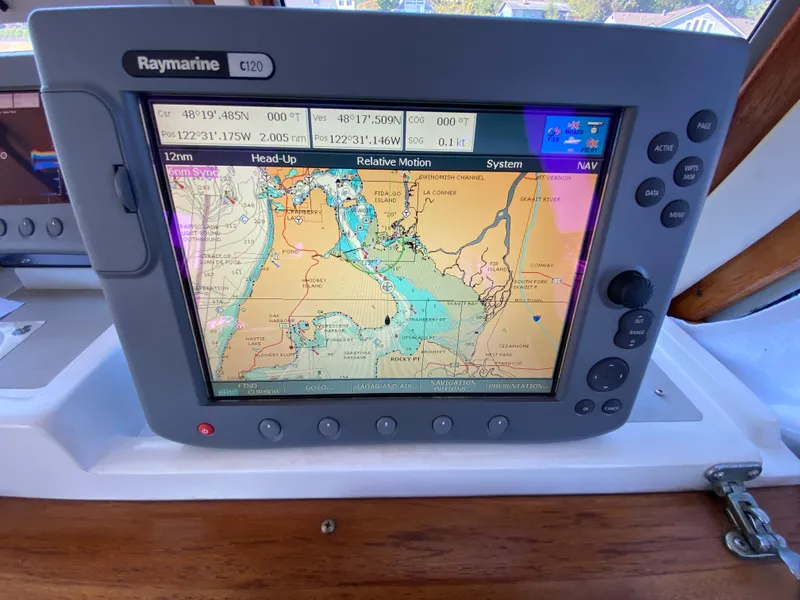 Slide: The Image of Chart Plotter / Radar - 19