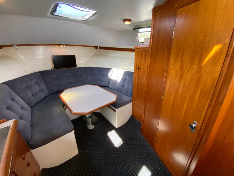 Slide: The Image of Dinette - 22