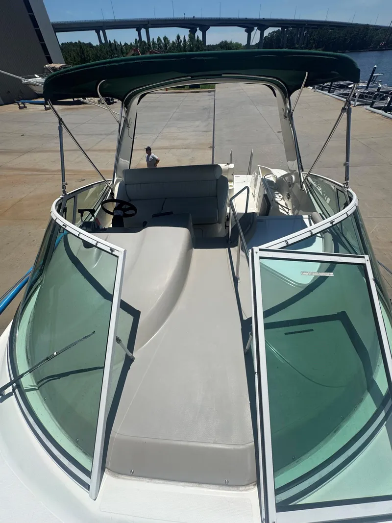 Slide: The Image of Cruisers Yachts 320 Express 2004 - 10