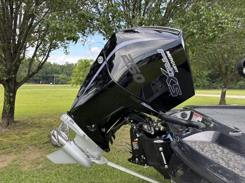 Slide: The Image of Nitro Z Series Z21 XL Pro 2025 - 6