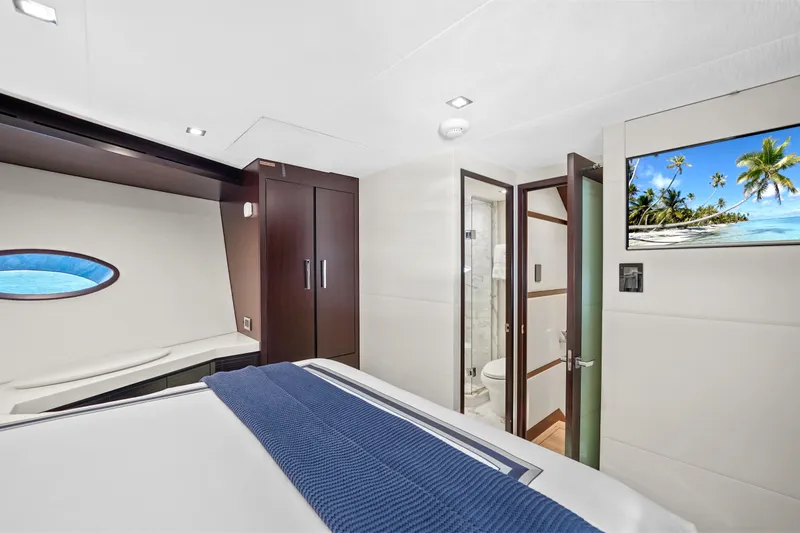 Slide: The Image of Luxurious cabin interior of 2019 Hatteras M90 Panacera yacht with modern amenities. - 33