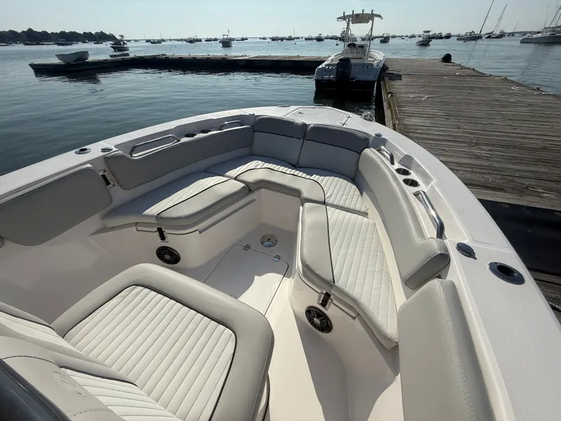 Slide: The Image of Sea Fox 228 Commander 2024 - 6