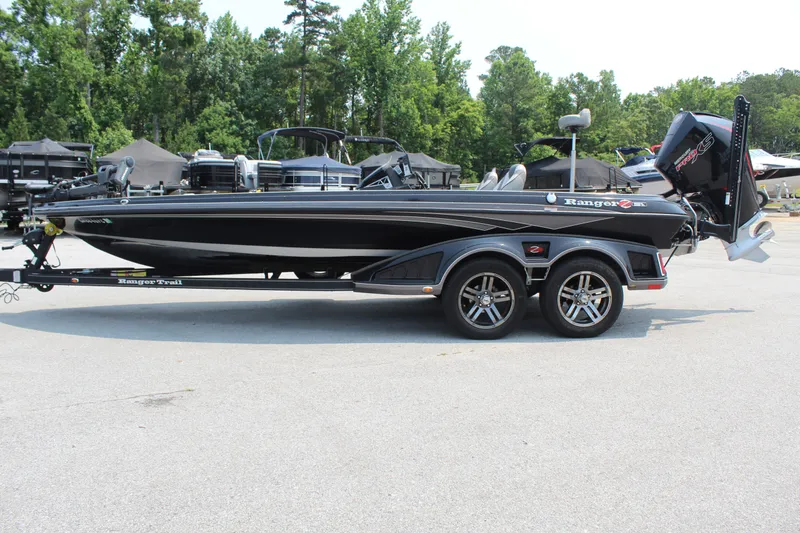 The Image of Ranger Z521 Comanche 2021 - 1