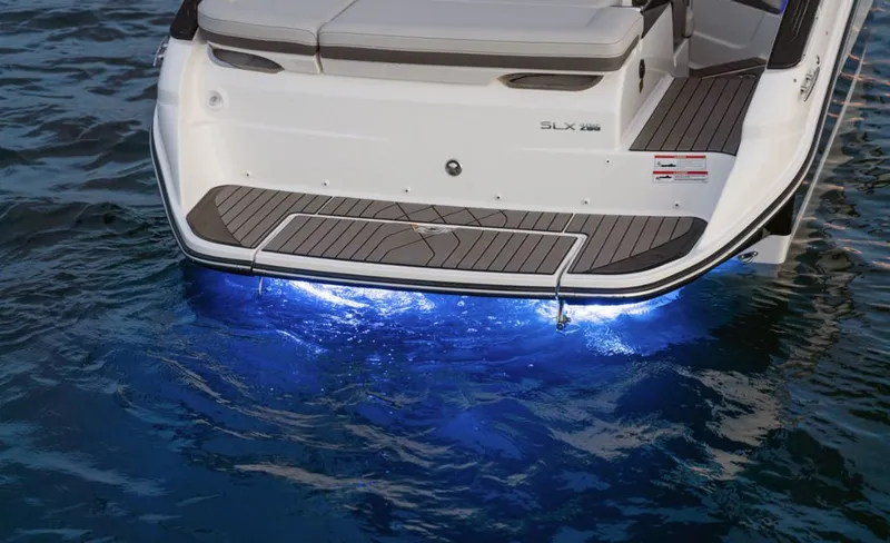 Slide: The Image of Sea Ray SLX 260 Surf 2025 - 18