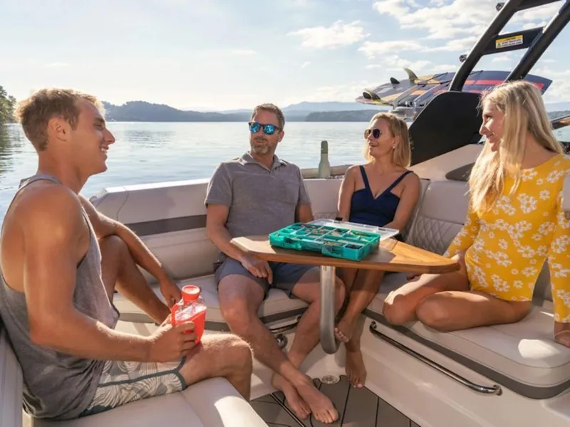 Slide: The Image of Sea Ray SLX 260 Surf 2025 - 4