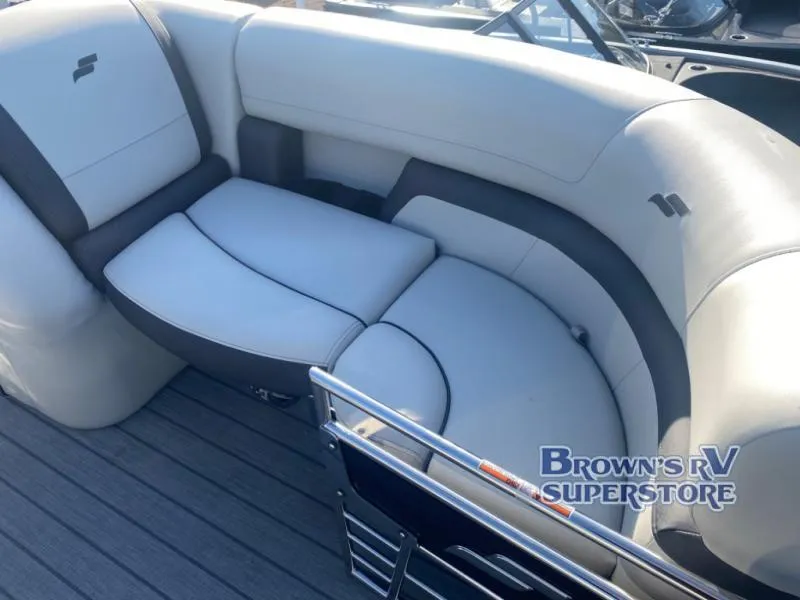 Slide: The Image of Starcraft 3 Q 2023 - 7