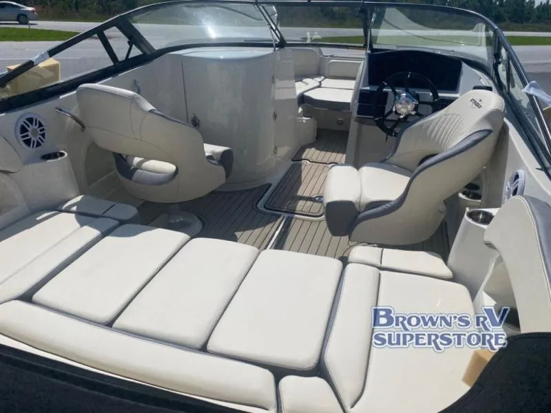 Slide: The Image of Stingray 211 2024 - 6