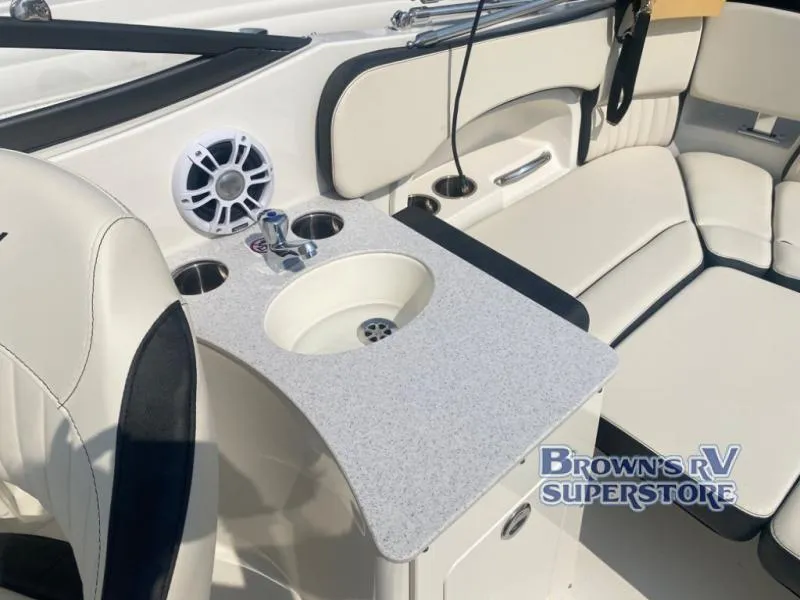 Slide: The Image of Stingray 231 2024 - 12