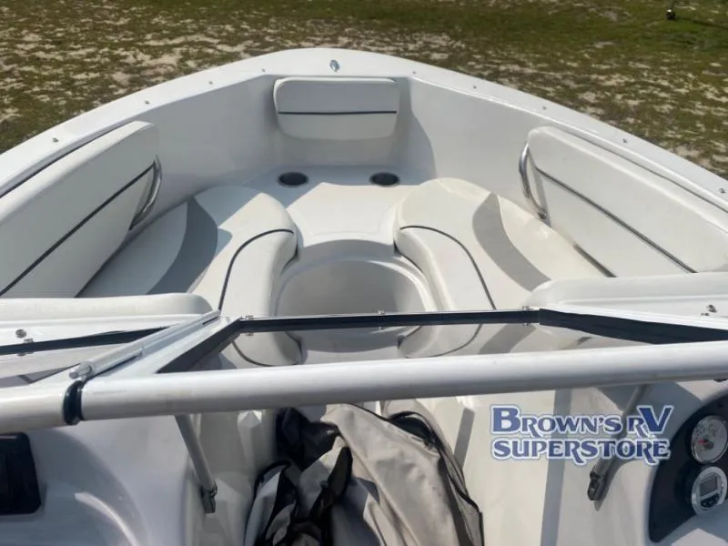 Slide: The Image of Caravelle 17 EBo Bowrider 2019 - 9