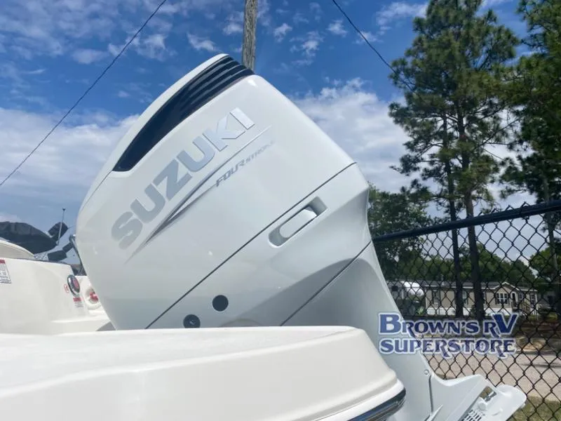 Slide: The Image of Stingray 236 2023 - 5